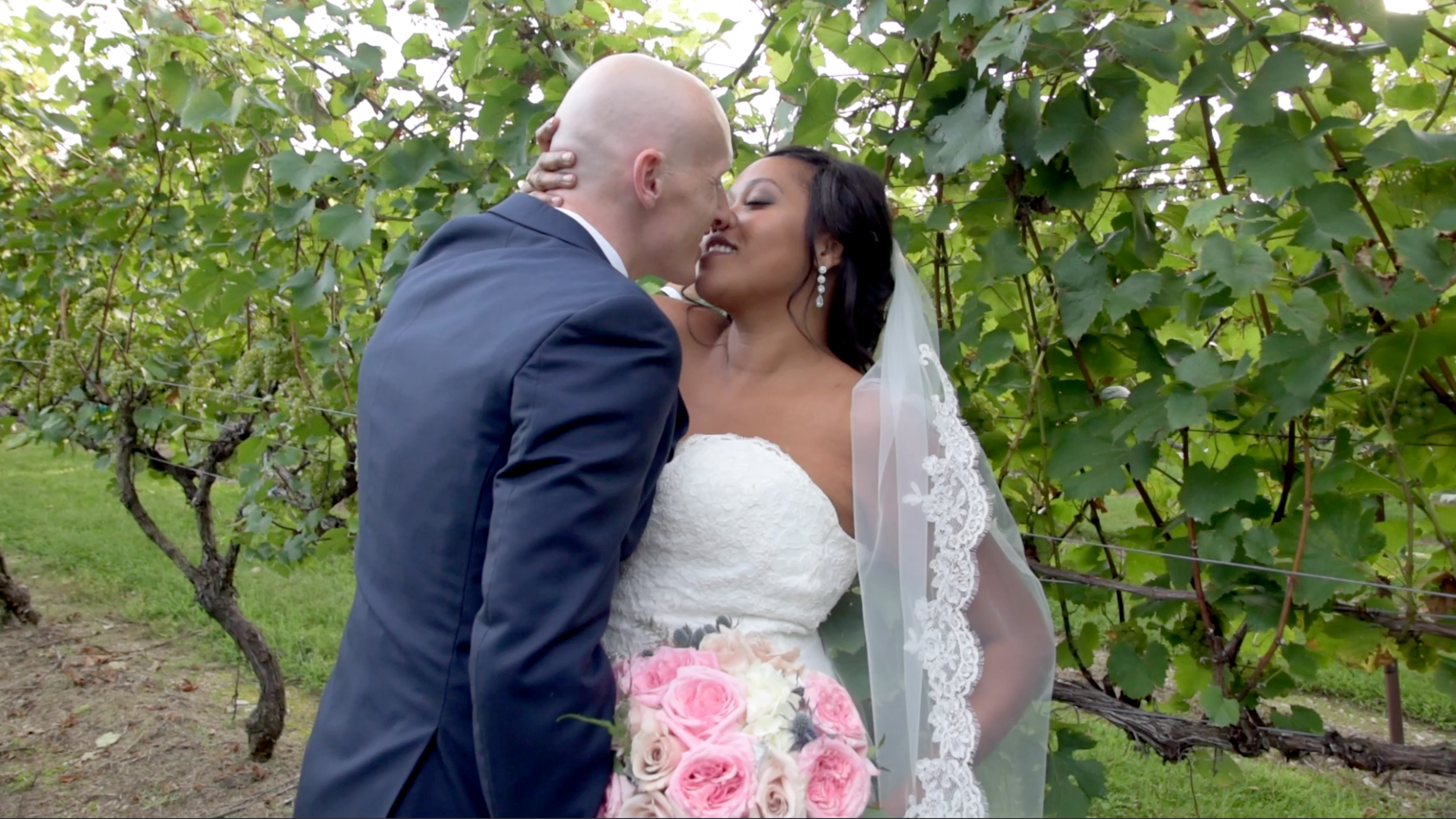 Looking for a Vineyard Wedding – Gibson Wedding Highlight